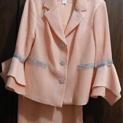 E Y BOUTIQUE Size 14 Peach Skirt Suit
