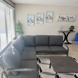 Brand New 4-Piece Aluminum Outdoor Furniture Set with Coffee Table - 2-Seat Sofa with Cushions, All-Weather Metal Frame, Perfect for Patio, Garden, an