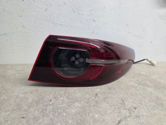 Right tail light mazda 3 2019 2020 2021 2022