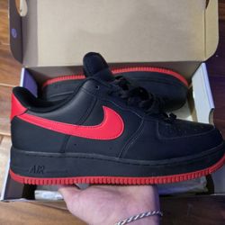 Nike Air Force 1 '07 "Black/University