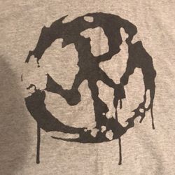 Pennywise shirt grey large