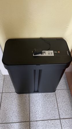 Simplehuman 58L Voice & Motion Sensor Trash Can – Matte Black