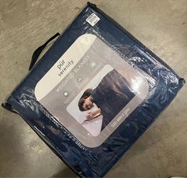 NEW Pür Serenity 12 lb Weighted Blanket (48"x72") – Navy Blue