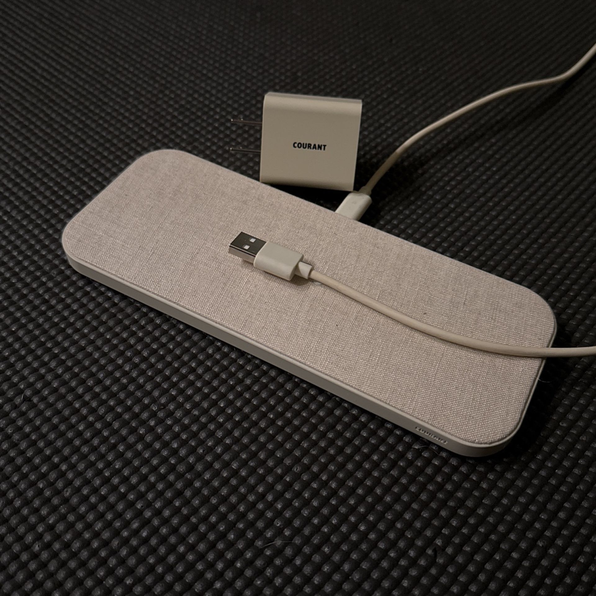 Courant Catch:2 - Belgian Linen Dual Wireless Charging Pad