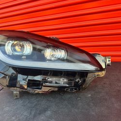 2022-2023-2024 Toyota Gr86 RIGHT PASSENGER Headlight OEM