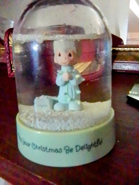 Vintage Precious Moments Snow Globe