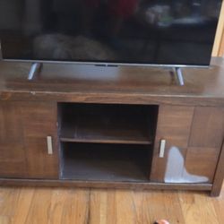 Retro Style TV Console - $20