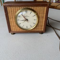 Vintage Working Electric Seth Thomas Clock