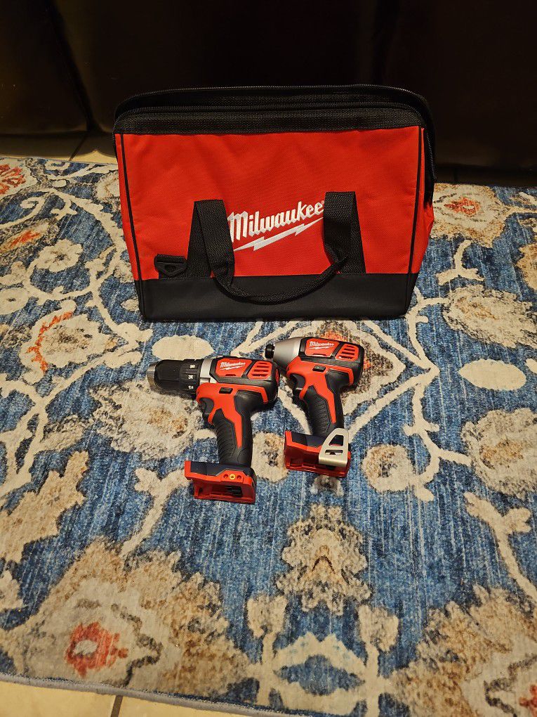 Milwaukee M18 Compact 1/2 Drill/Driver, M18 1/4 Hex Impact Driver, and Small Contractor Bag