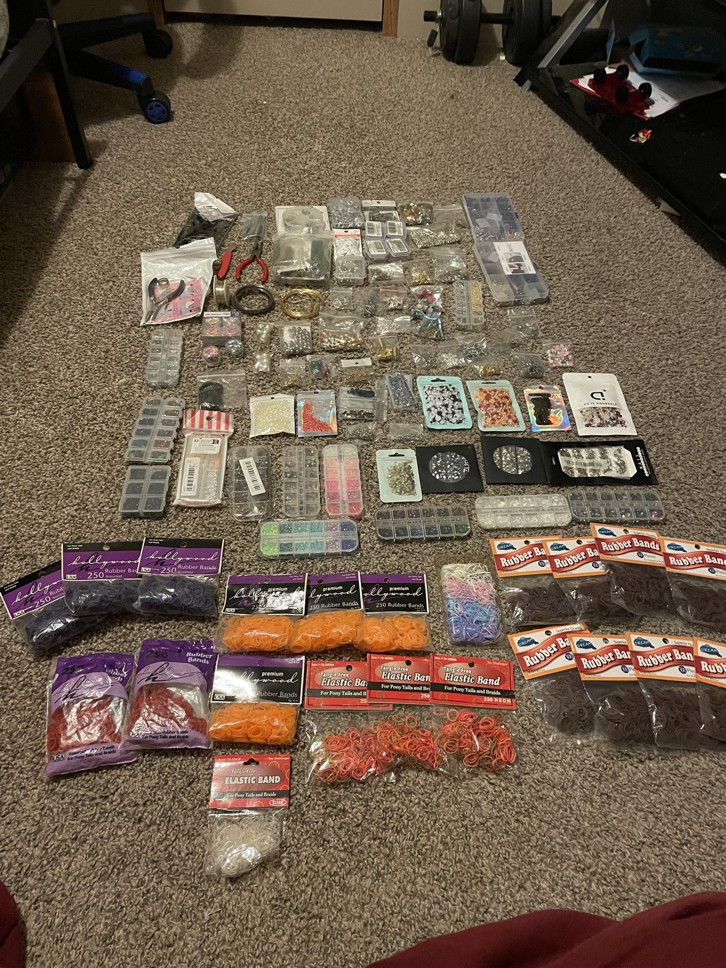 Sequins Clasps Rubber Bands Buttons Tools Beads