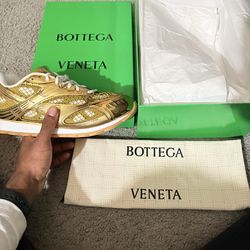 Size 43 Bottega Venetta