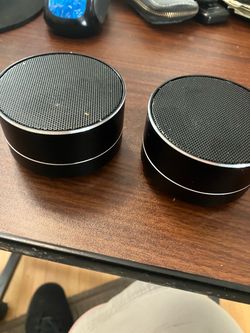 Bluetooth speaker lot