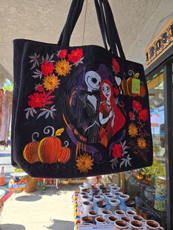 Bolso halloween ($35) tel (contact info removed)