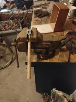 Craftsman Table Vise