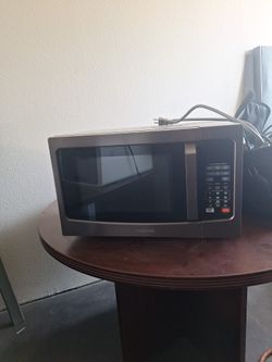 Like New Toshiba Microwave