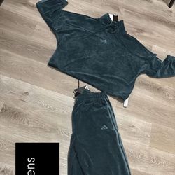 Brand New Womens M Adidas Set