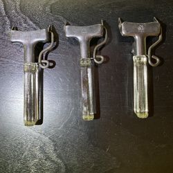 1930 Pyrex Glass Pan Handle 