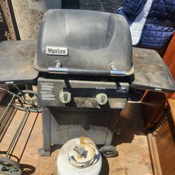  Maxfire grill/ tank