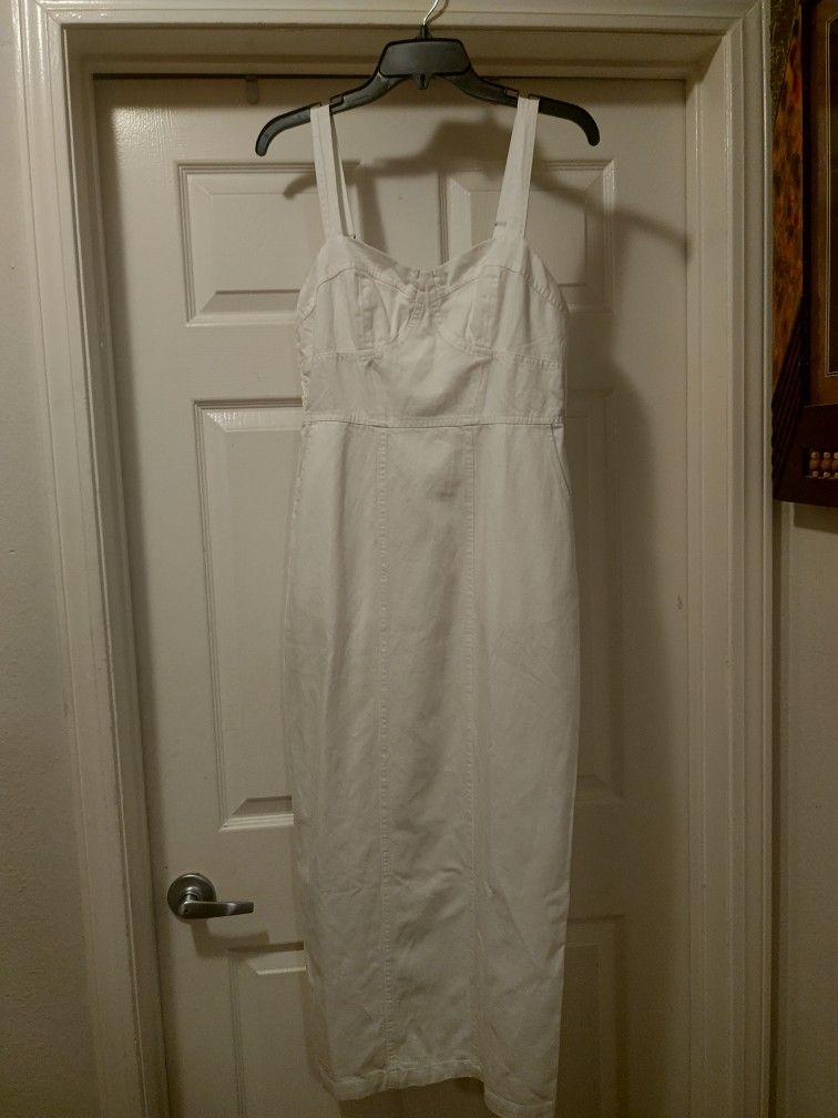 White Dress with straps at shoulder 