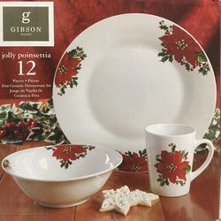Holiday Dinner Set