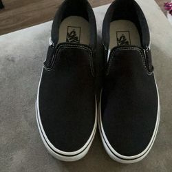 Men’s Vans 9  1/2