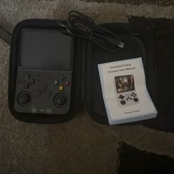 Mini Retro Game Console