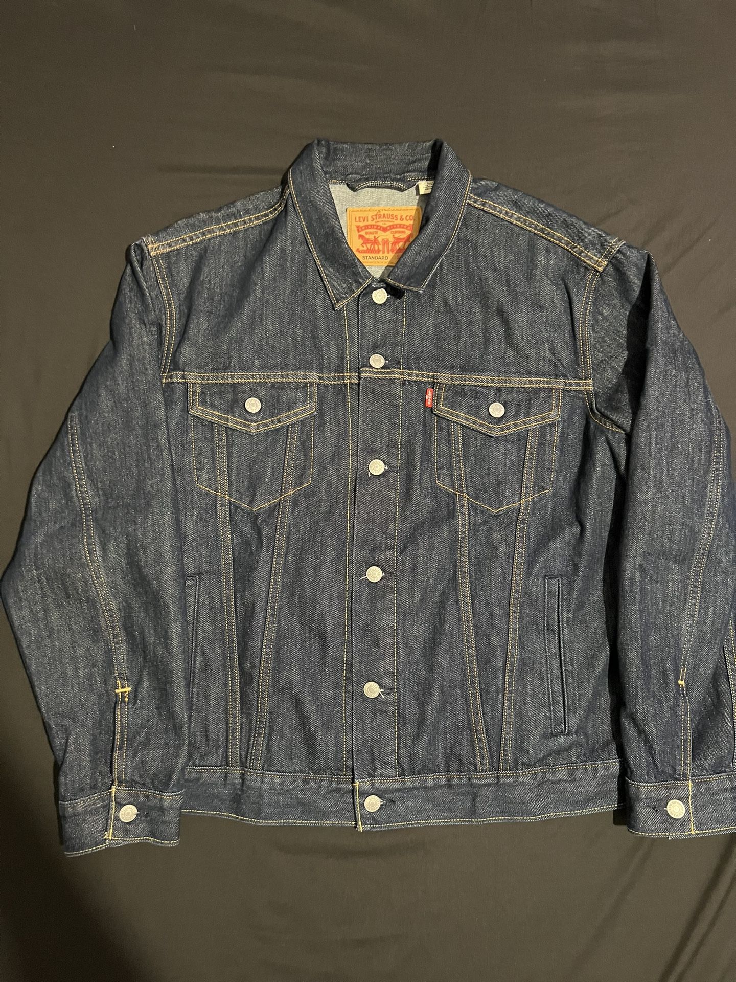 Levis Mens Denim Jacket / Size XL