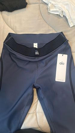 Alo Leggings