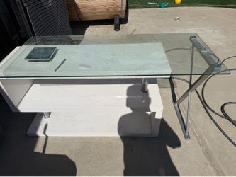 desk