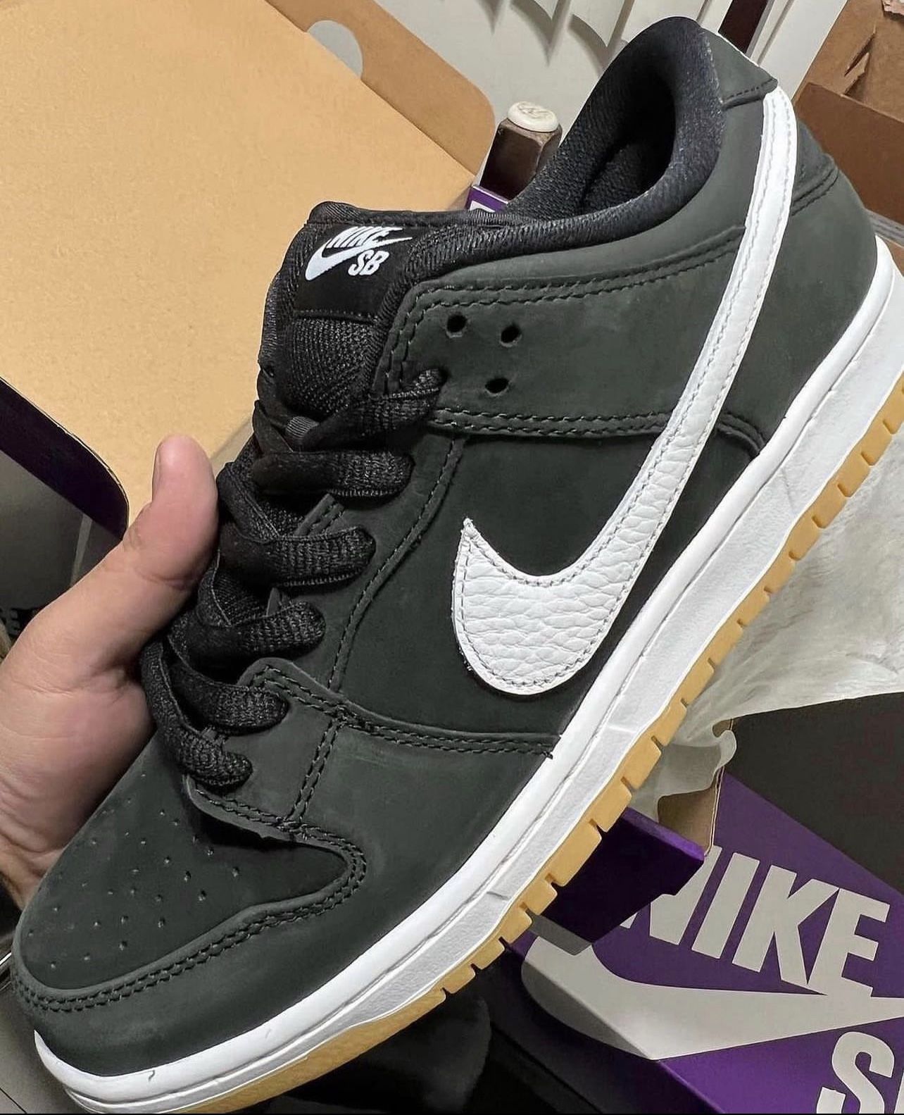 Nike SB Dunk Low Black Gum Size 13.0 Men