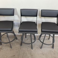 3 AMISCO Fame Swivel stools-Gray Upholstered/Metal Base