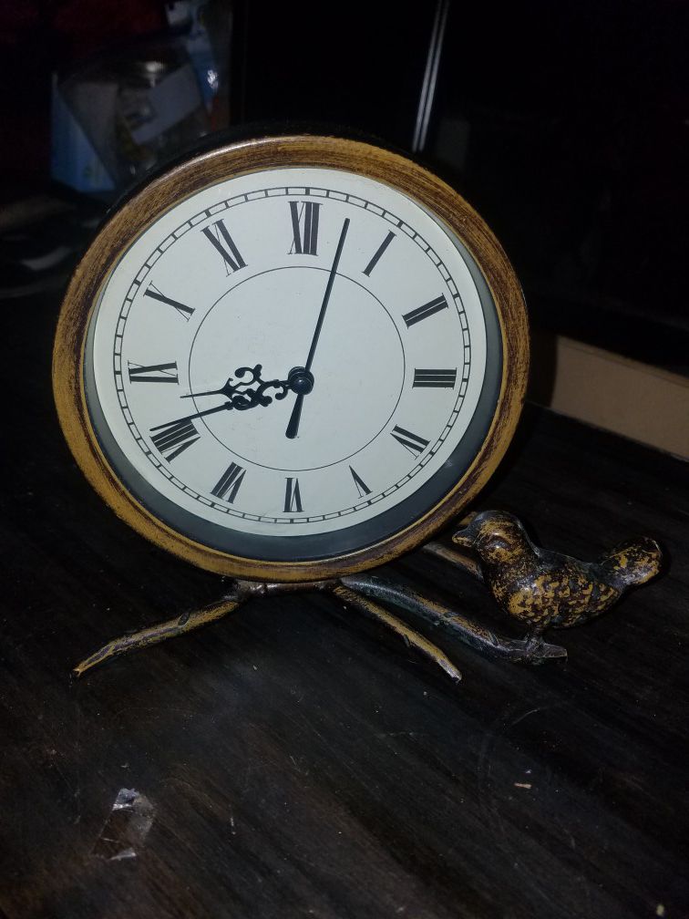 Antique inspired clock
