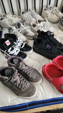Kids sizes 2y and 4y