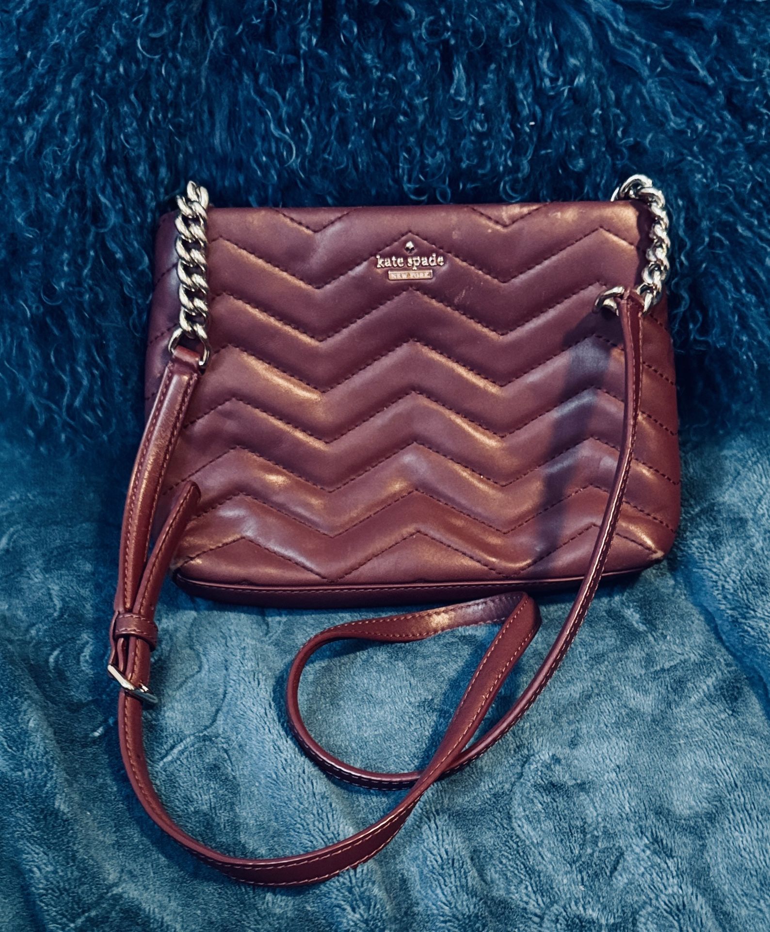 Kate Spade y2k burgundy quilted chevron vegan leather crossbody bag