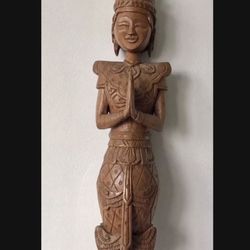 Wood sculpture 27 inches