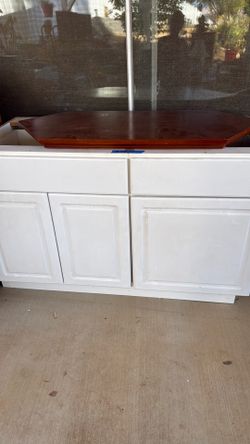 White cabinet