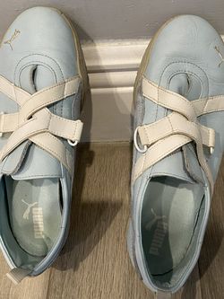 Pumas shoes size 6 1/2