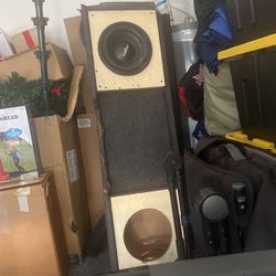 10 speaker box only  SPEAKER NOT INCLUDED 