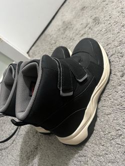 Kidsā Snow Boots ā Size 5 ā Excellent Condition