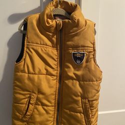 Toddler Puffer Vest Size 4T