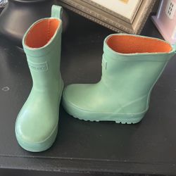 Toddler Rain Boots 5/6c 