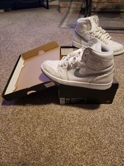 Air Jordan 1 Retro High OG Laser