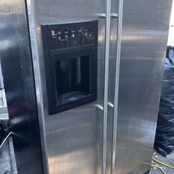 Jenn Air Refrigerator 