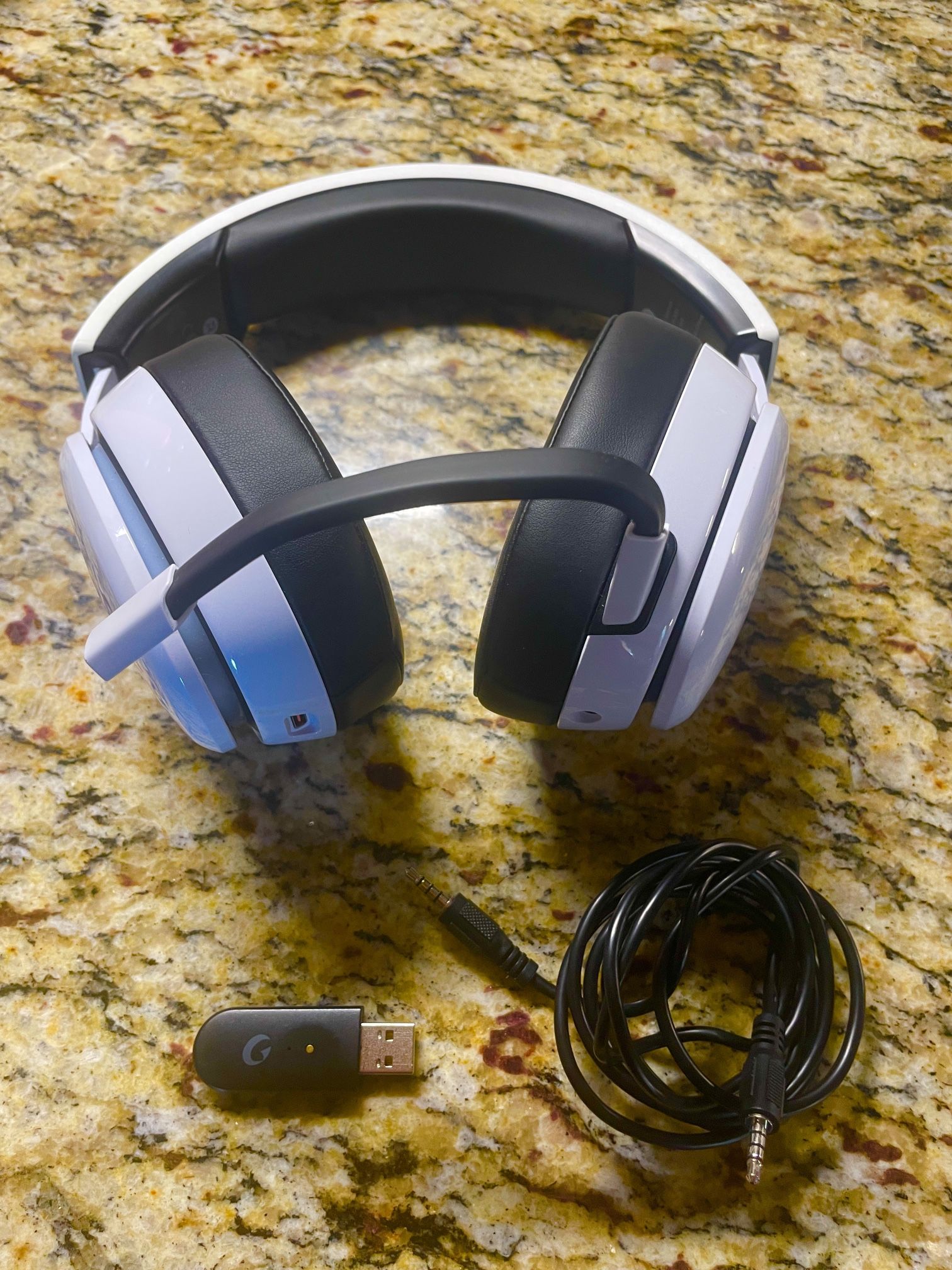 Captain 300 Bluetooth Headphones 