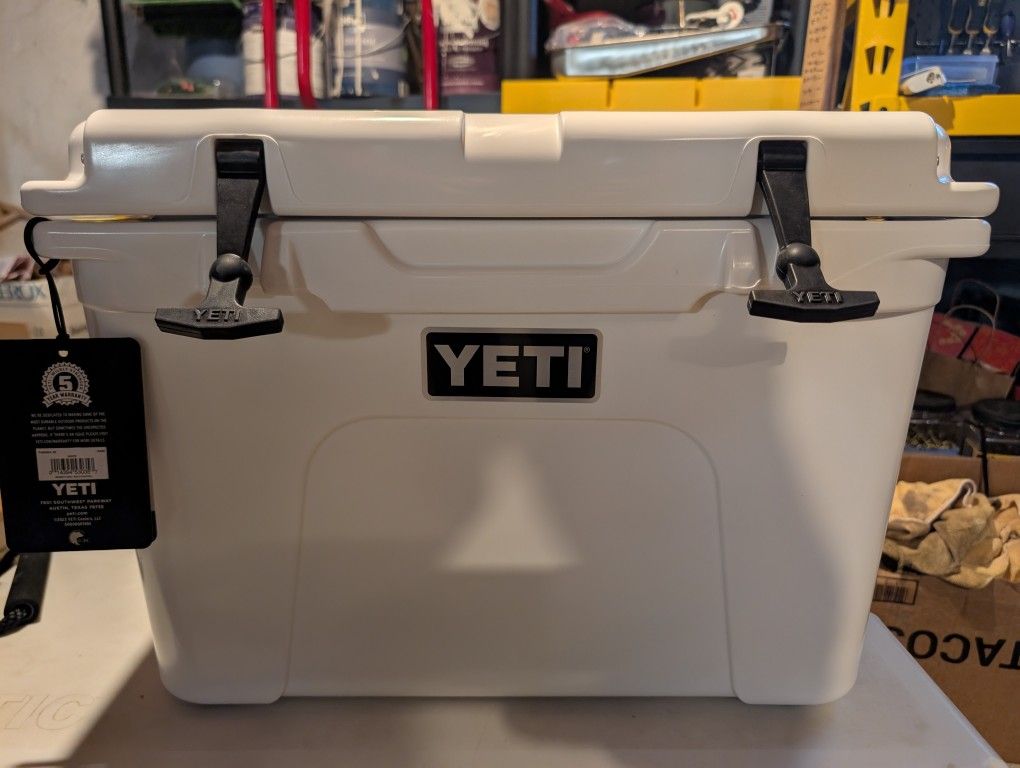Yeti Tundra 35 Cooler