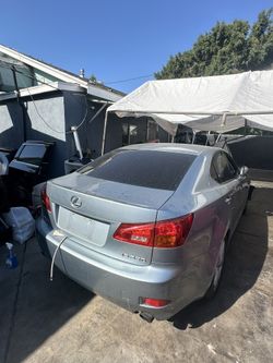 2006 Lexus Is250 FULL PART OUT