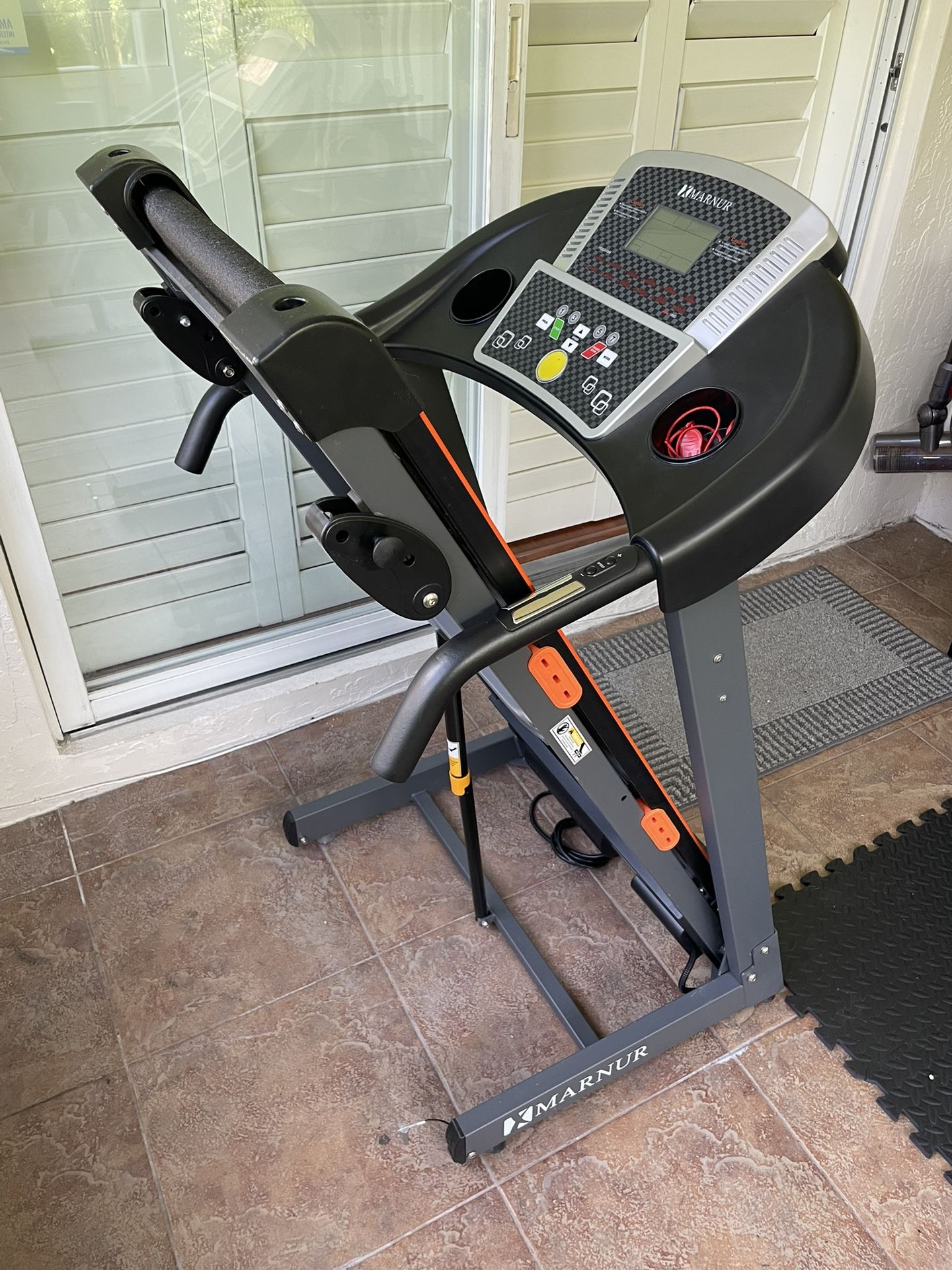 Marnur Treadmill