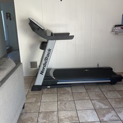NordicTrack  Flex Select Treadmill 