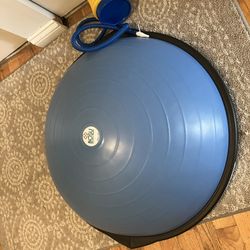 Bosu Balance Trainer With Pump