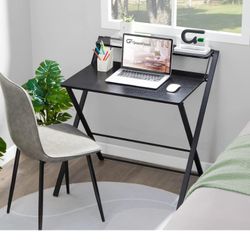 Folding Desk. 